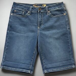 Seven7 Bermuda Shorts Denim Stretch Mid Rise Cuff Shorts 9” Inseam Size 8 NWT